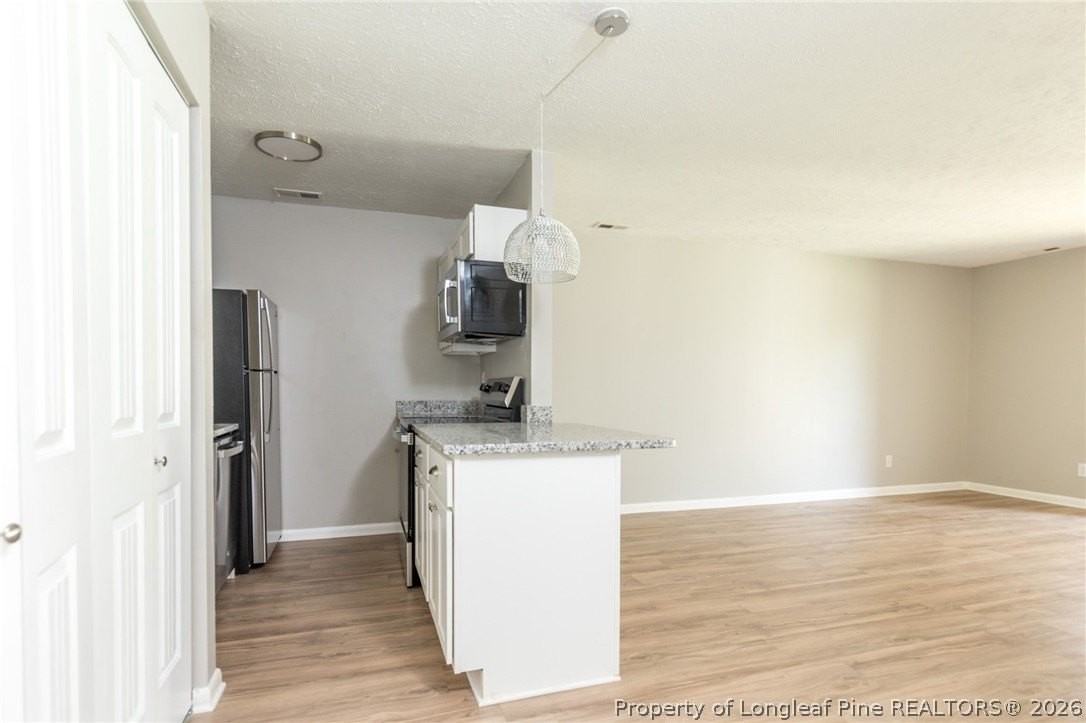 1128 Southwood Dr #7 - Photo 2 of 10