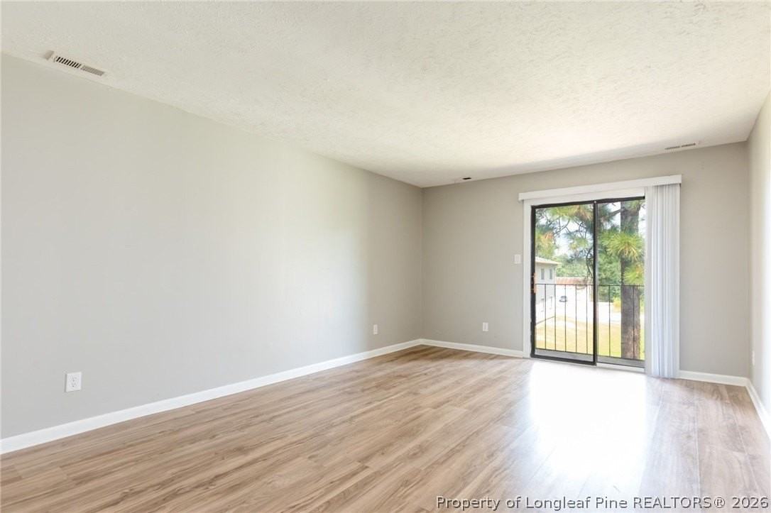 1128 Southwood Dr #7 - Photo 6 of 10
