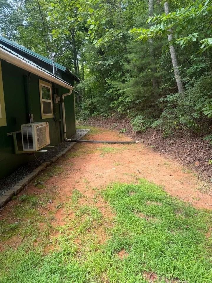 54 Rose Hill Dr - Photo 4 of 13