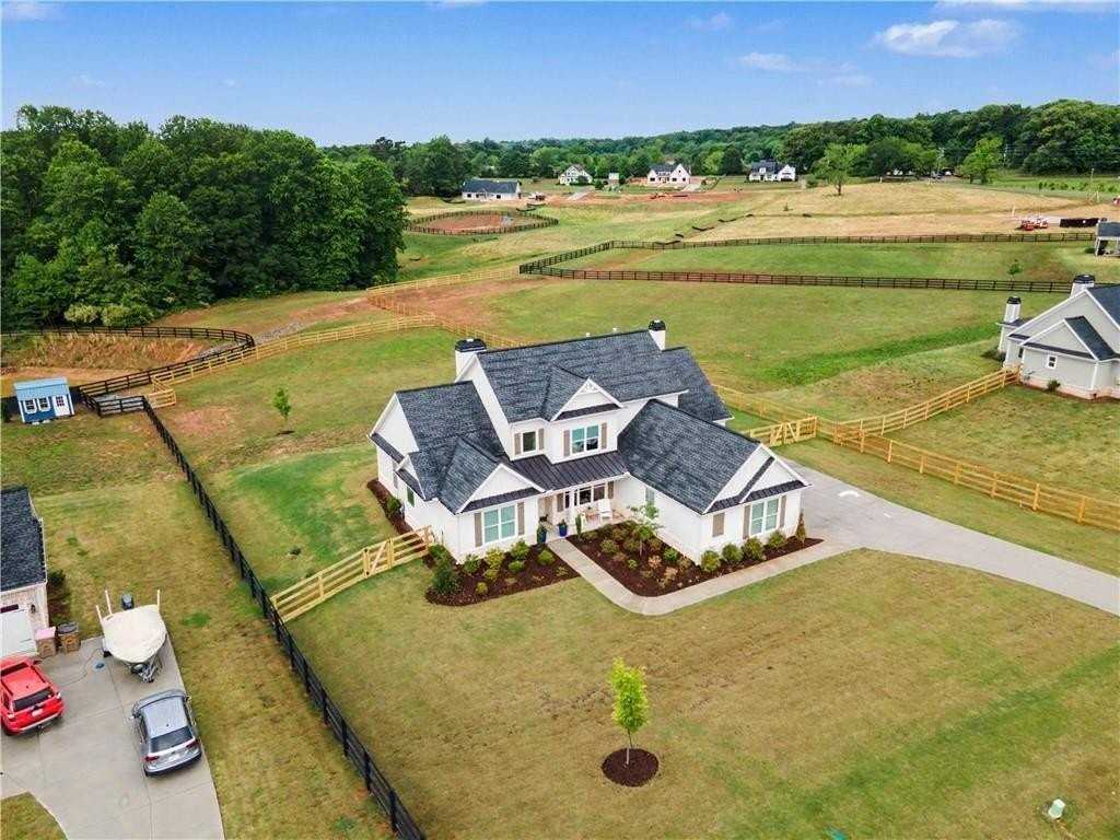 5430 Crow Rd - Photo 3 of 28
