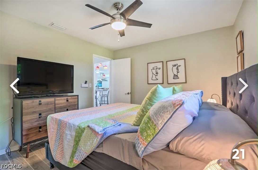 1518 Se 32nd St - Photo 3 of 23