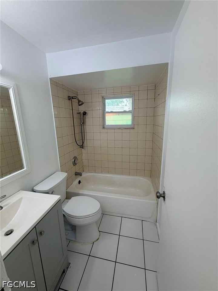 5549 7th Ave #5549 - Photo 6 of 9