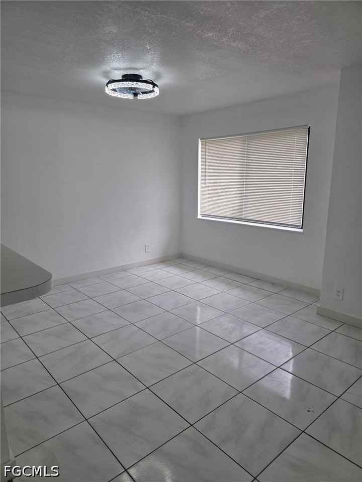 5508 8th Ave - Photo 7 of 17