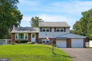 2176 Meadowview Dr - Photo 1 of 1