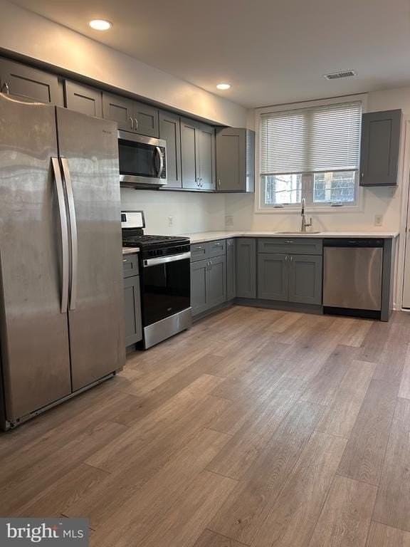 815 Tasker St - Photo 5 of 22