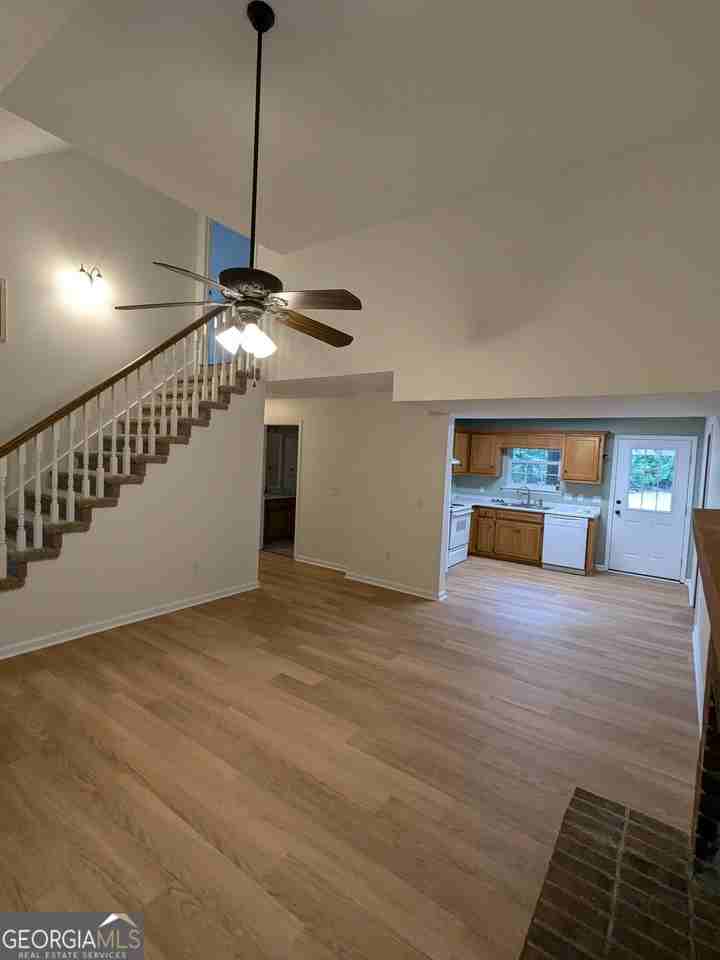 250 Cassie Ree Rd - Photo 2 of 16