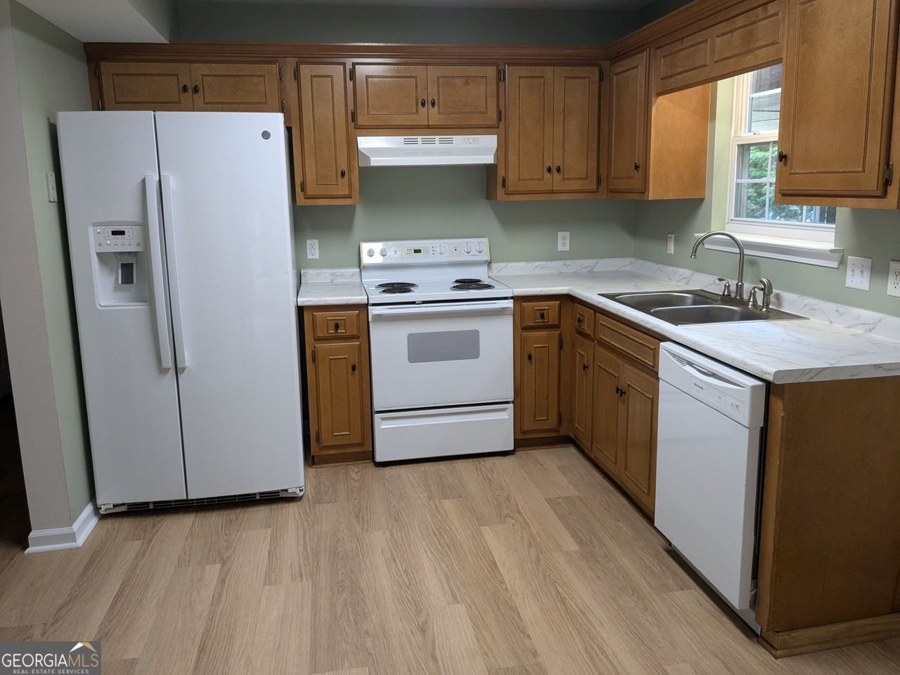 250 Cassie Ree Rd - Photo 5 of 16