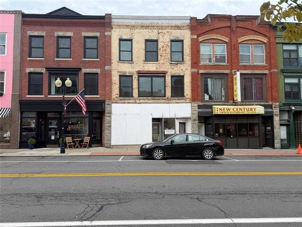 252 Main St #1