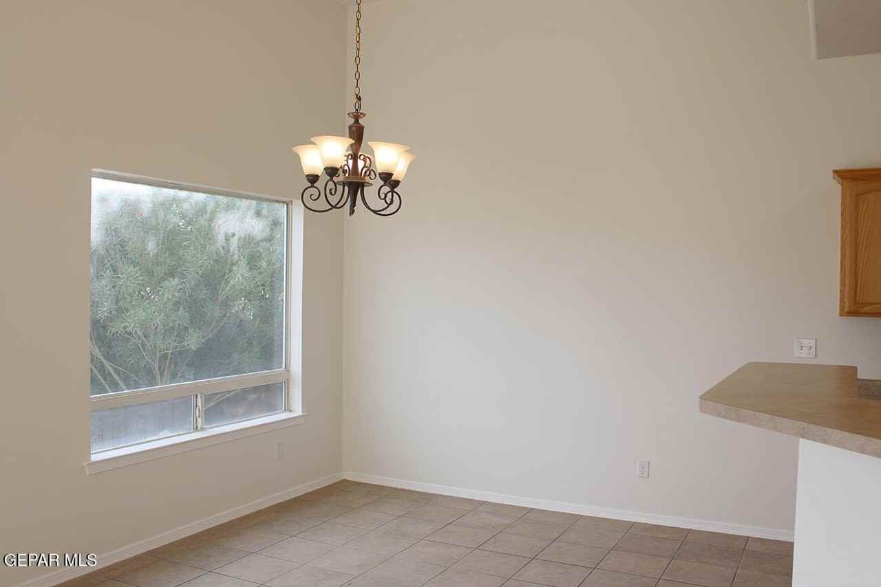 6027 Becca Dr - Photo 7 of 30