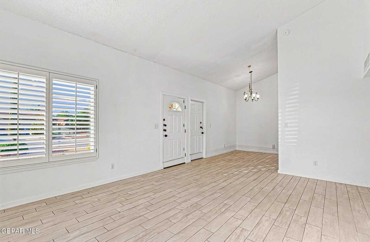 204 Cutlass Dr #B - Photo 7 of 23