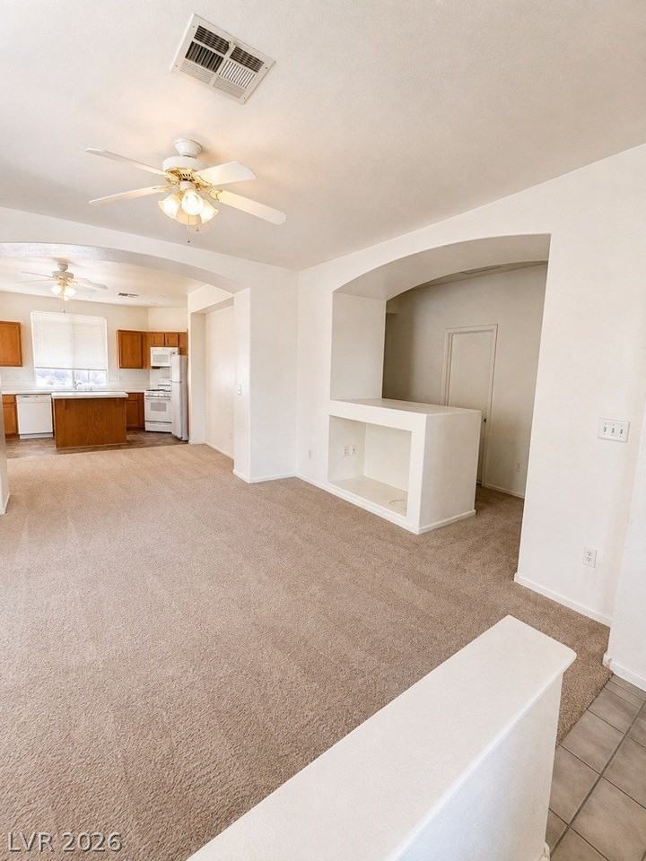 10748 Primrose Arbor Ave - Photo 2 of 7
