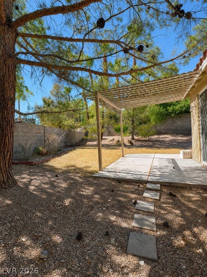10748 Primrose Arbor Ave - Photo 7 of 7