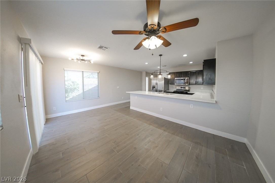 1852 Pearl Hatpin Ct - Photo 4 of 40