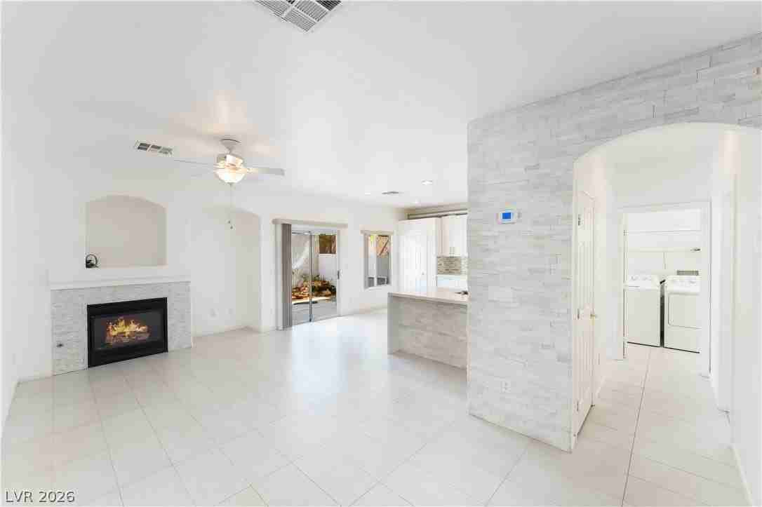 252 Serenity Ridge Ct - Photo 5 of 40