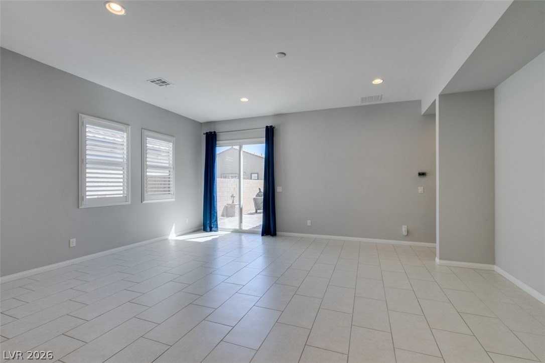 10743 Skye Lily Ave - Photo 7 of 36