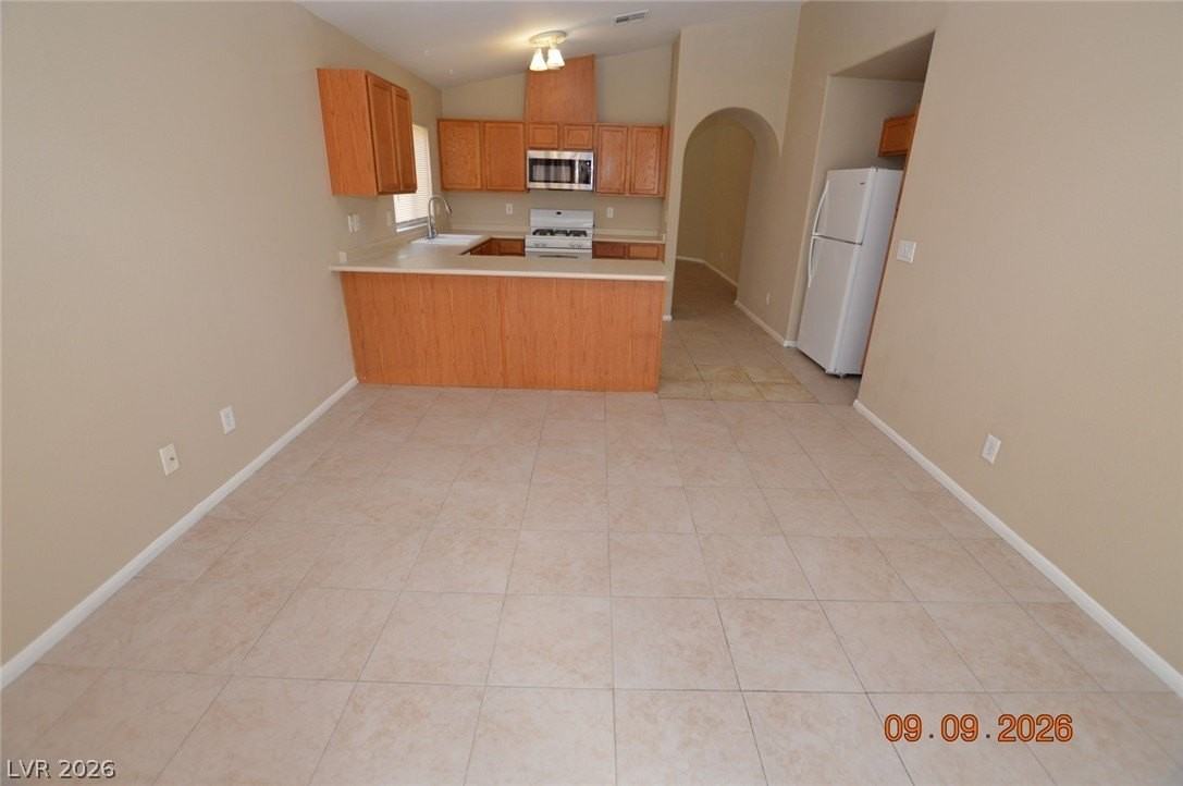 6485 Abbeville River Ct - Photo 6 of 19