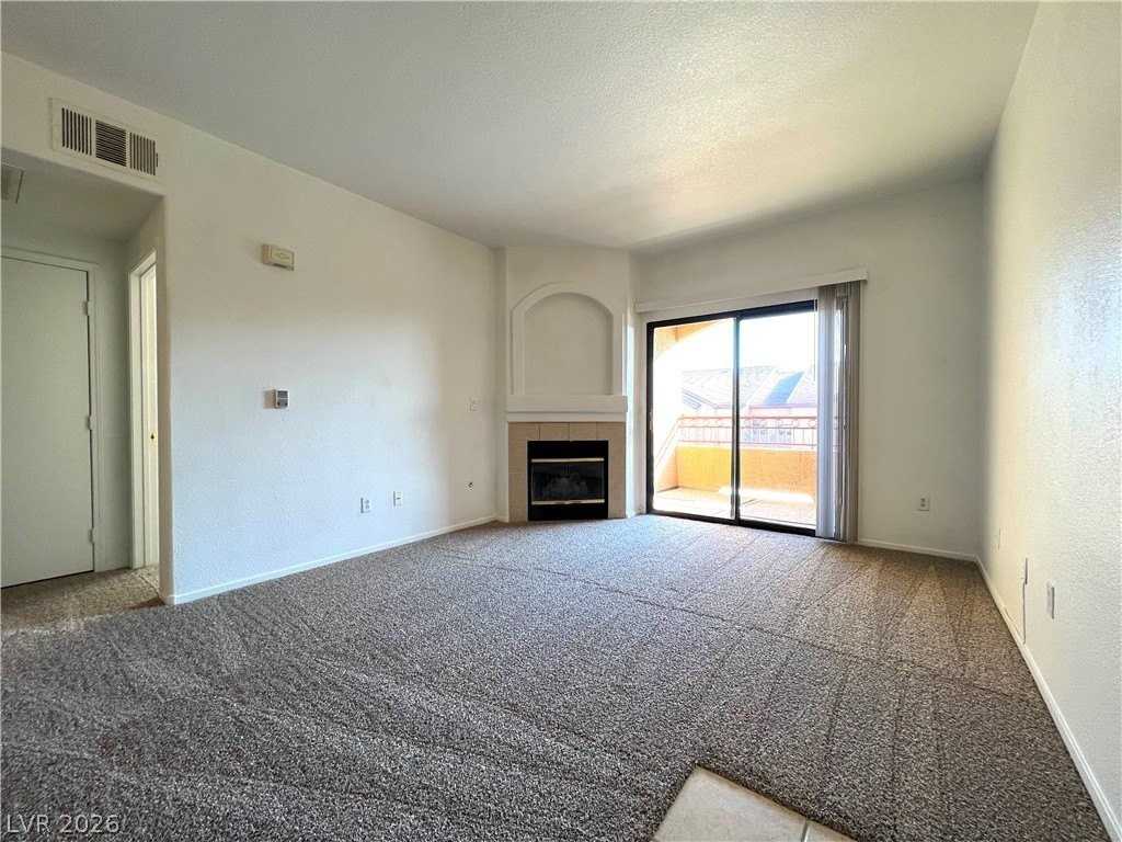 8250 N Grand Canyon Dr #2018 - Photo 5 of 25