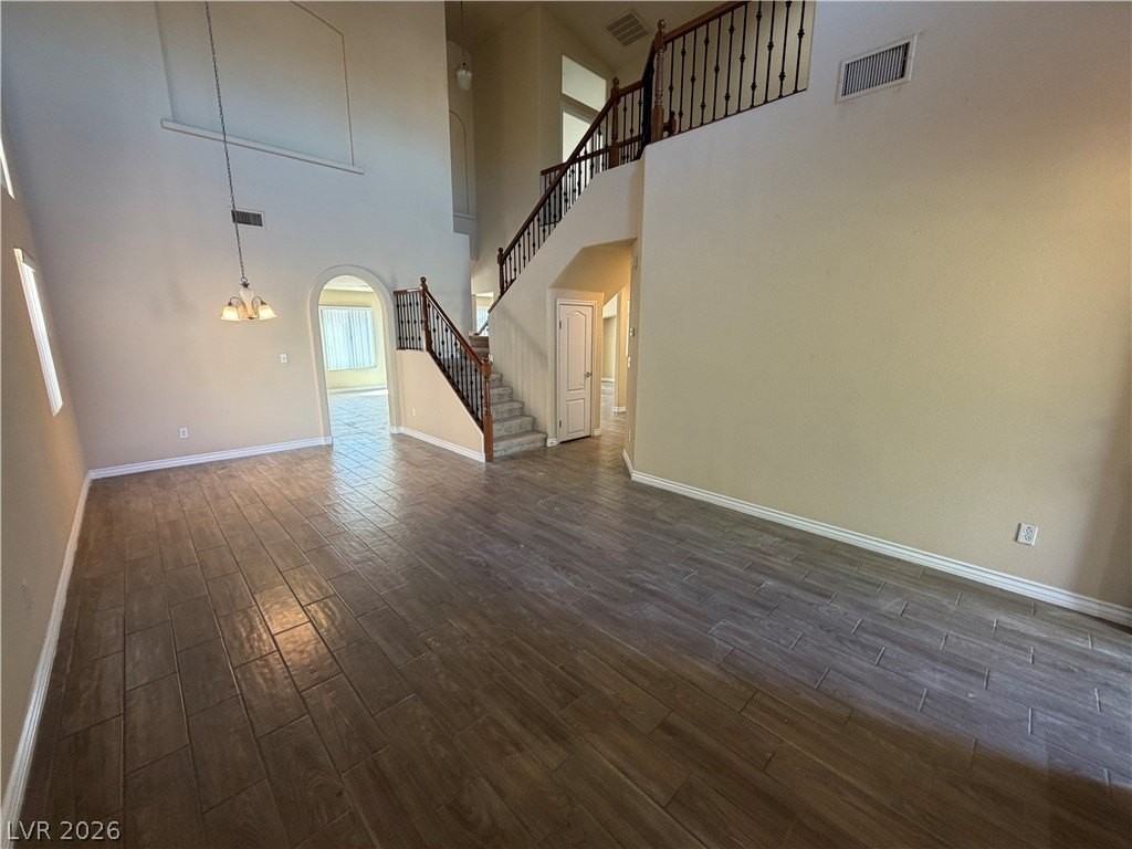5516 Meridian Rain St - Photo 3 of 16