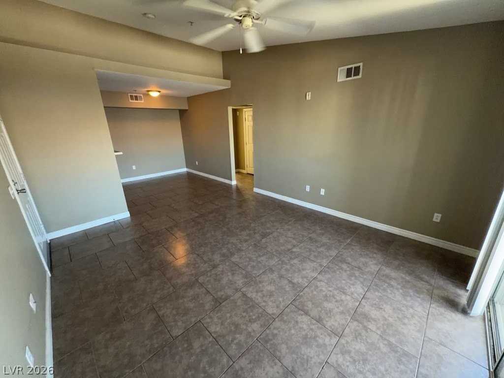 6955 N Durango Dr #3082 - Photo 3 of 7