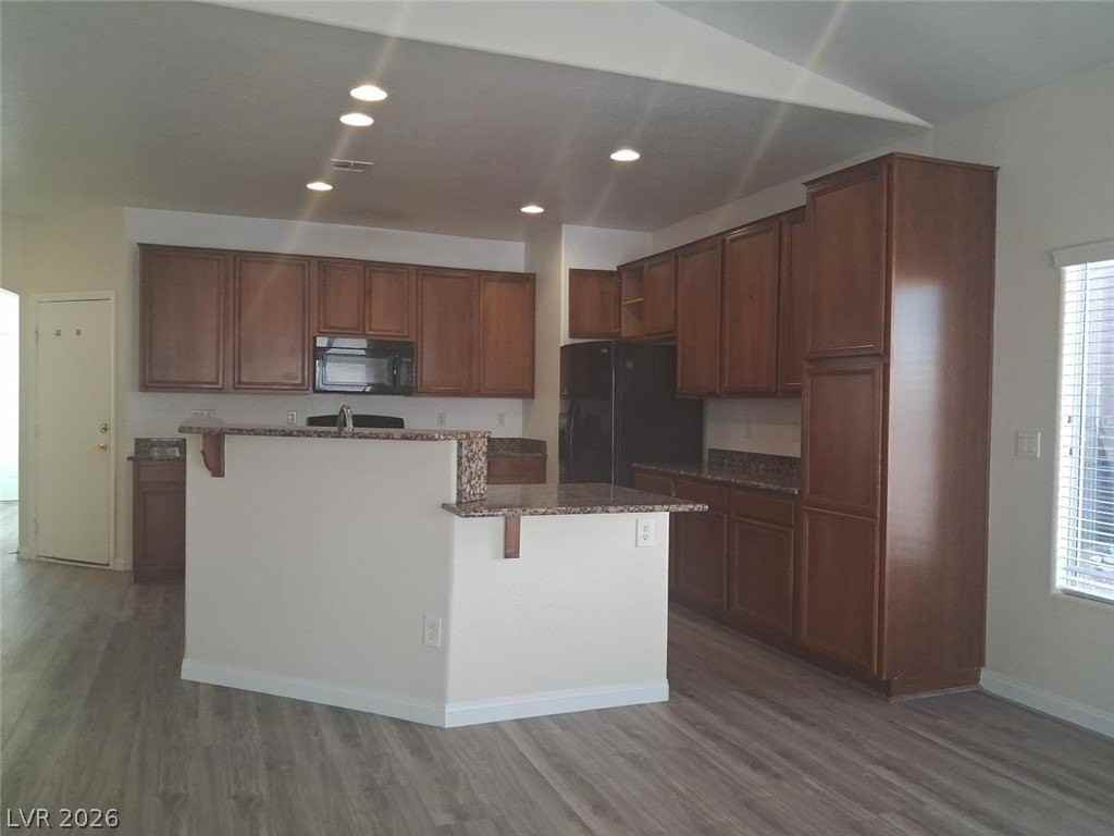 6072 Lamotte Ave - Photo 3 of 14