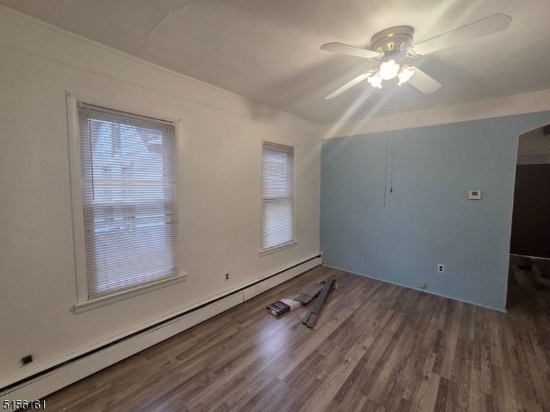 293 Burgess Pl - Photo 3 of 5