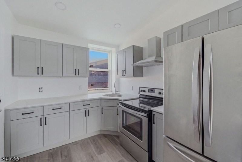 275 Main St - Photo 2 of 13