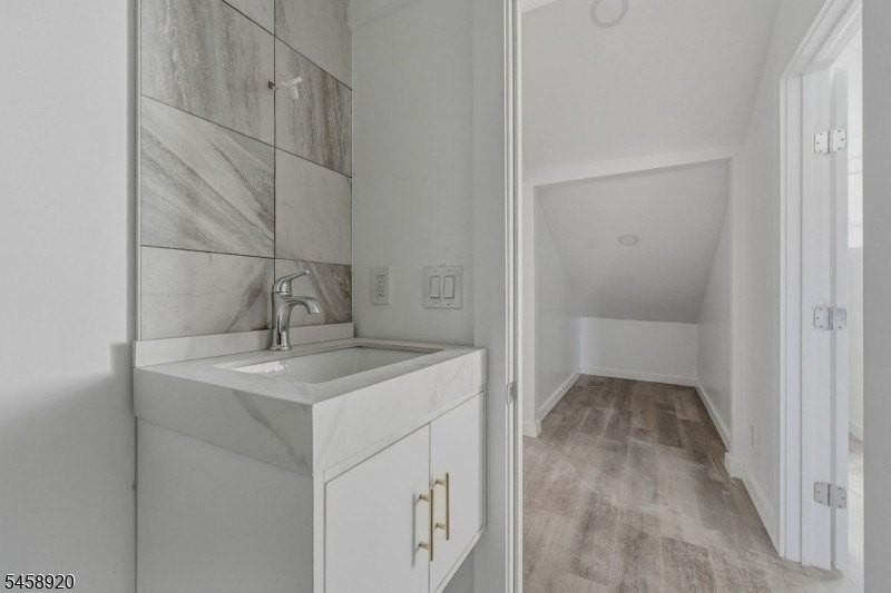 275 Main St - Photo 5 of 13