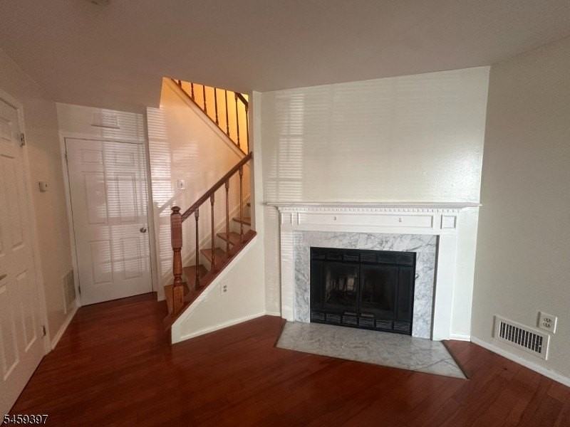 82 Boston St - Photo 4 of 11