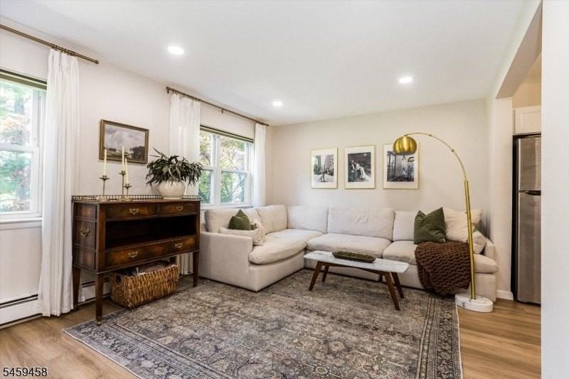 7 Van Vleck St - Photo 7 of 27