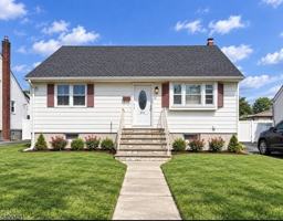 featured image of 251 Chamberlain Ave