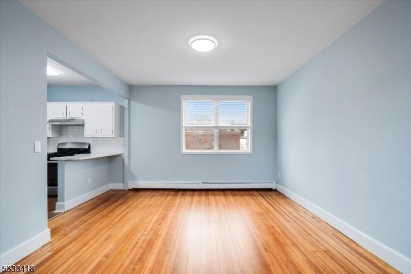 626 Valley Rd Apt 1 - Photo 3 of 14