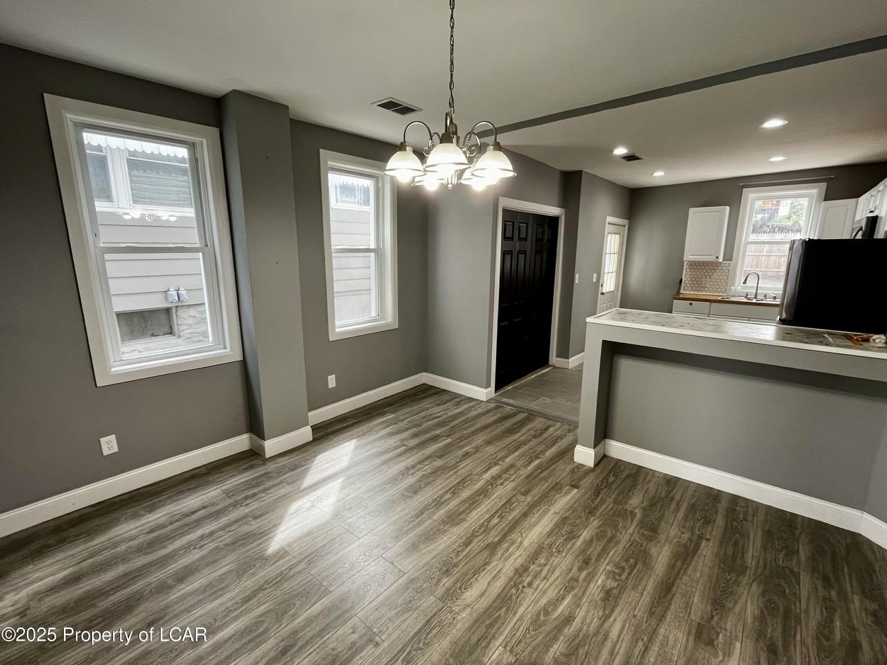 7 Moyallen St - Photo 3 of 13