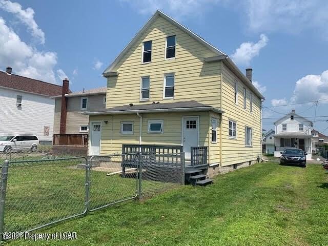 570 Nanticoke St - Photo 2 of 8