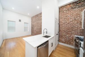 featured image of 25 Corbin Ave #3
