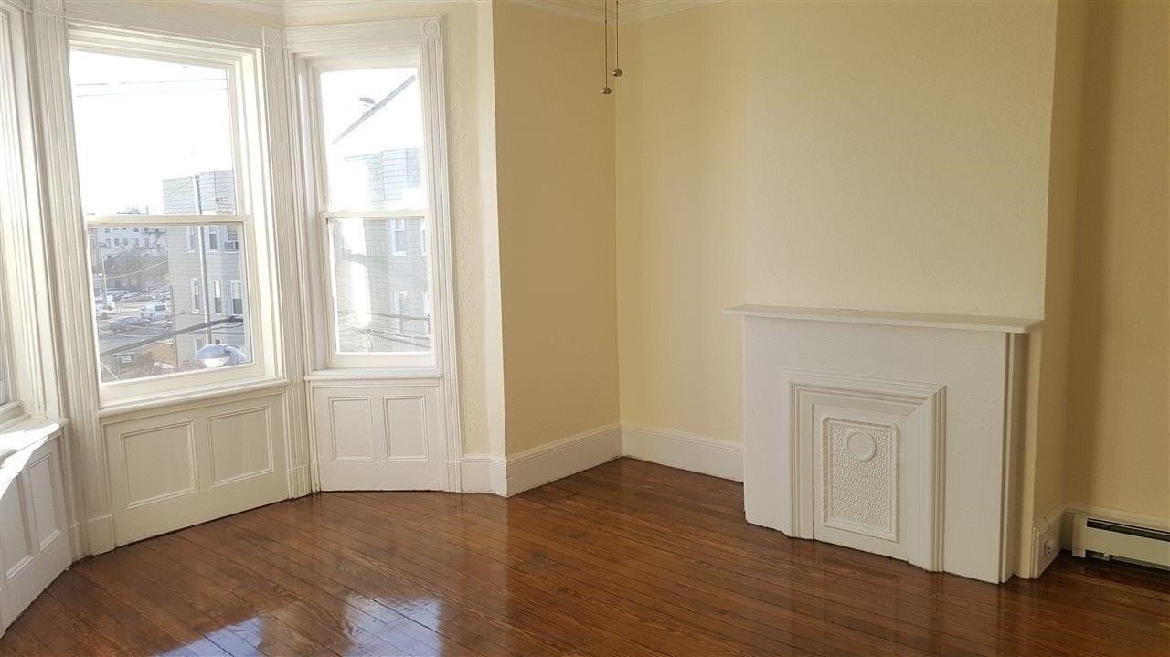 106 Bowers St #3 - Photo 6 of 15