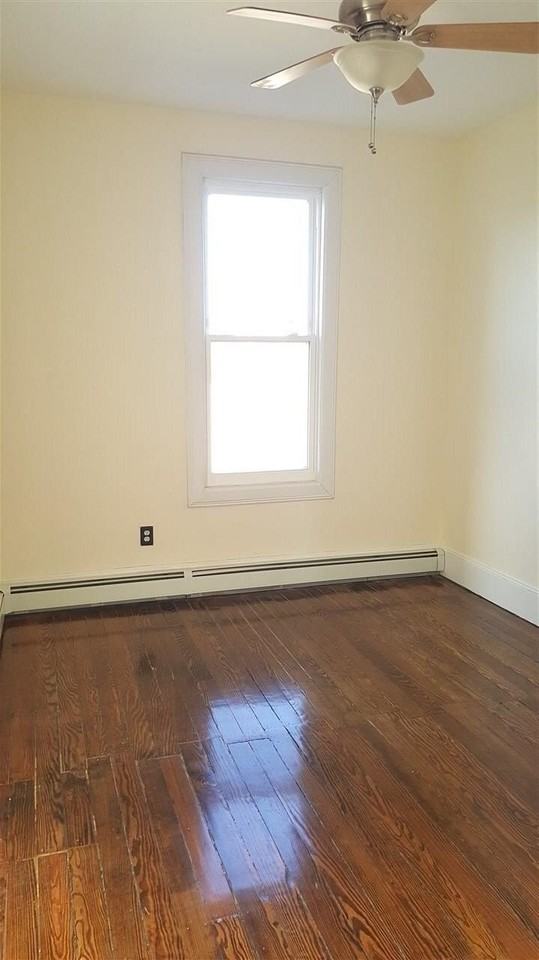 106 Bowers St #3 - Photo 7 of 15