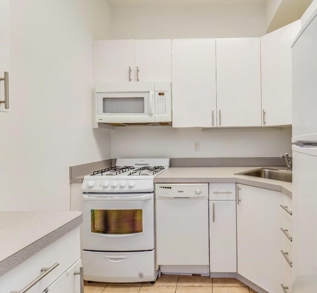 343 4th St #8 - Photo 7 of 11