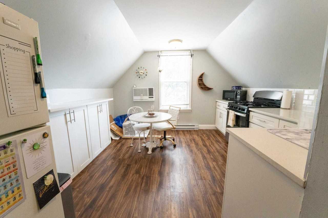 34 W 40th St #3
