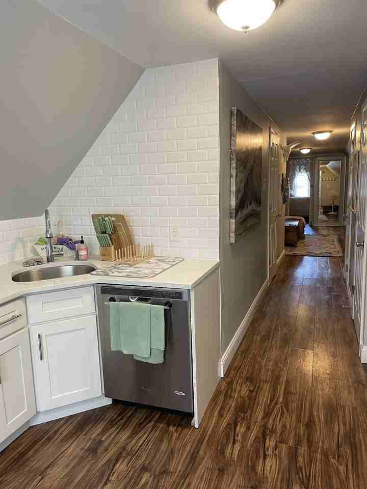 34 W 40th St #3 - Photo 2 of 11