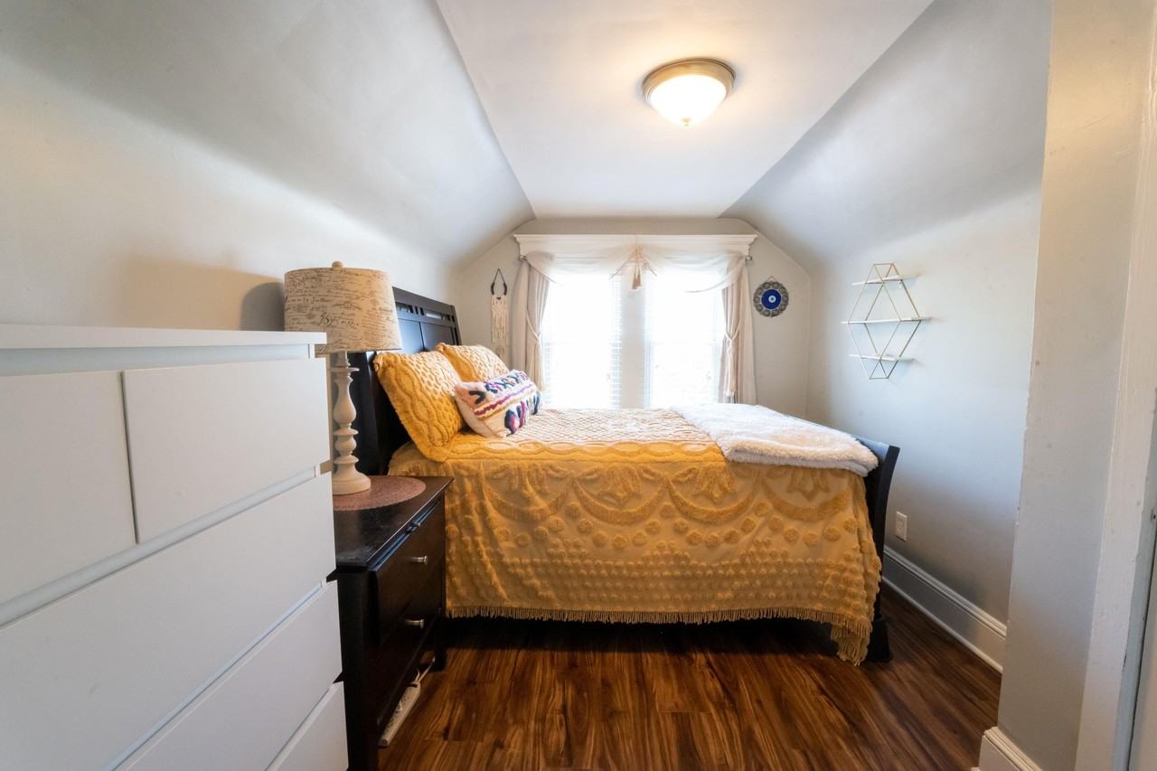 34 W 40th St #3 - Photo 5 of 11