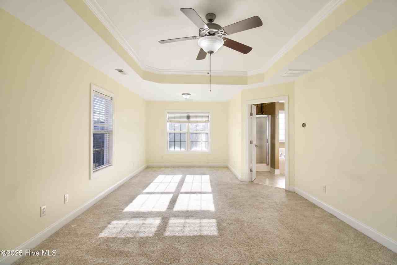 614 Stagecoach Dr - Photo 4 of 25