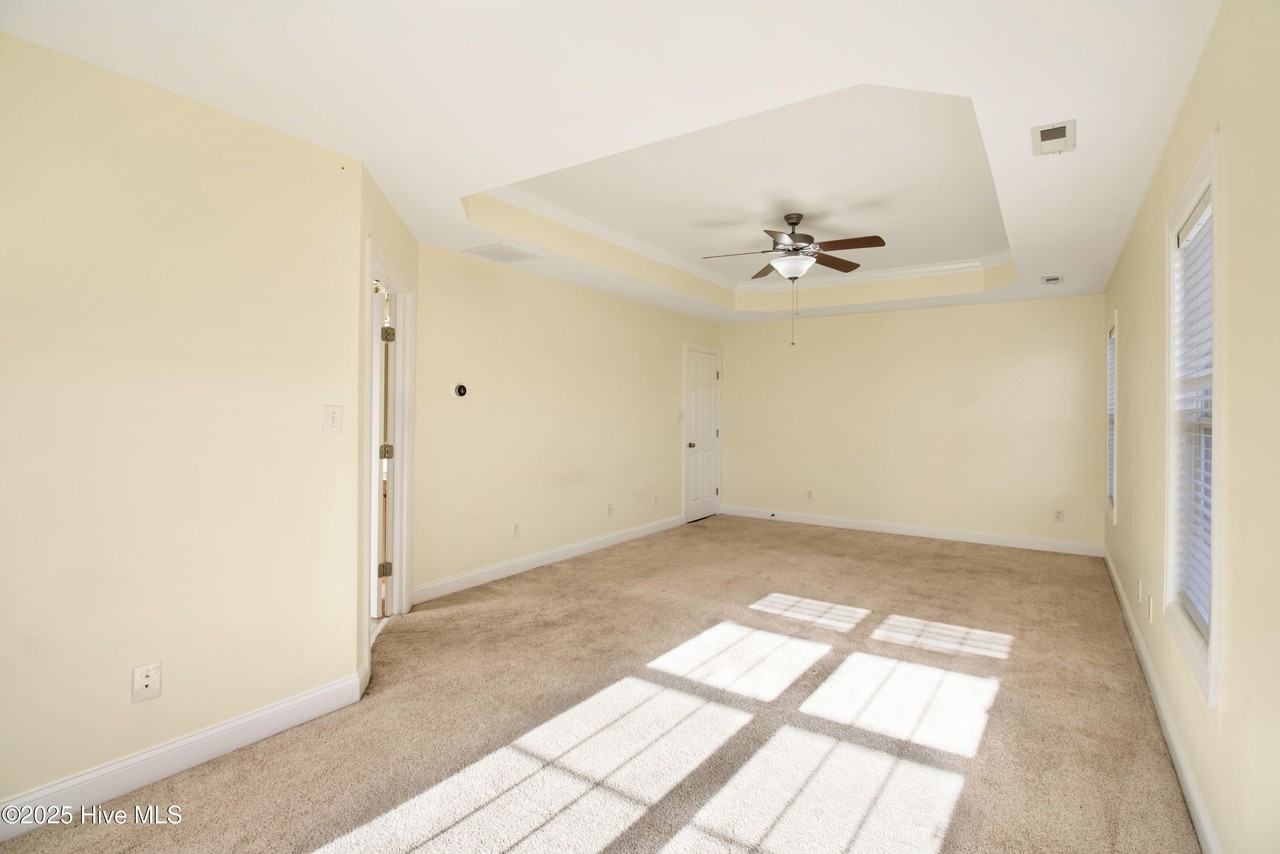 614 Stagecoach Dr - Photo 5 of 25