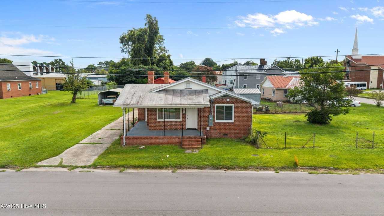 308 Norwood St - Photo 2 of 30
