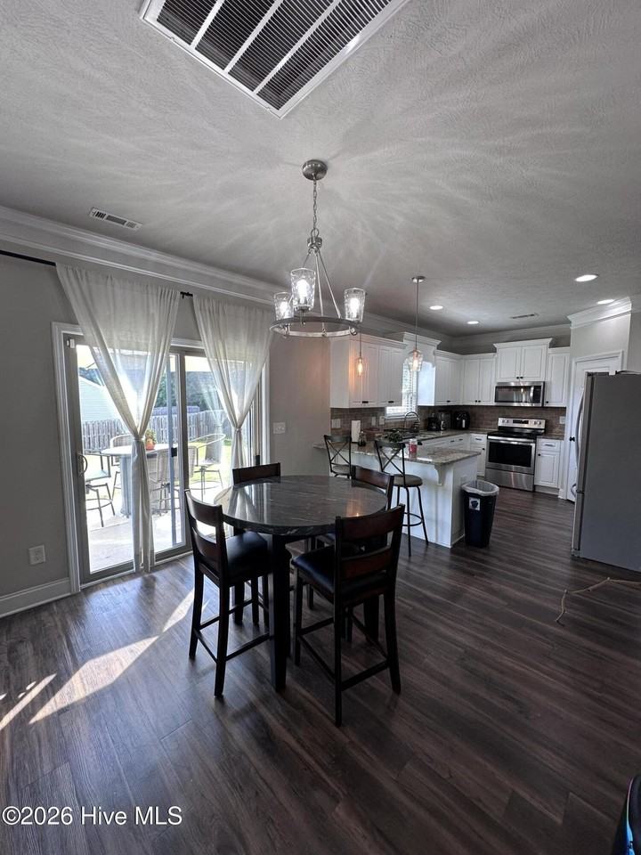 182 Swinton Pond Rd - Photo 7 of 23