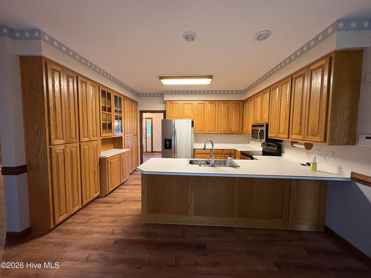 916 Dorset Way - Photo 6 of 25
