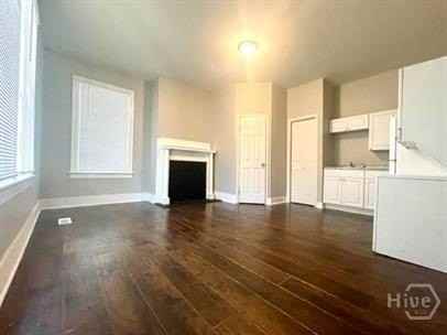 721 E 36th St #A - Photo 3 of 9