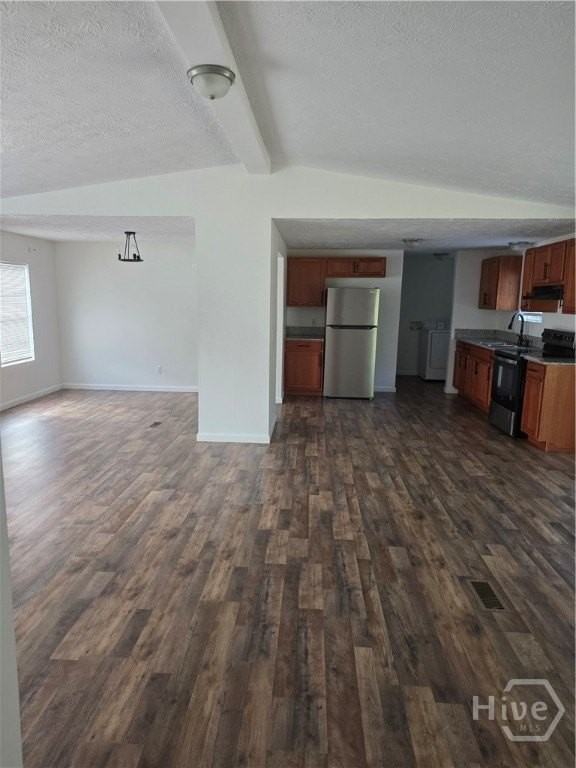 162 Griffin Rd - Photo 3 of 16