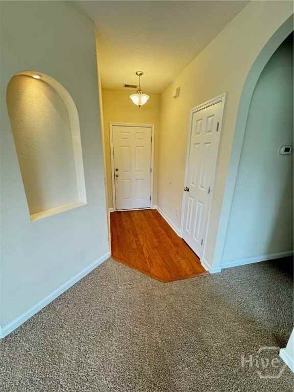 260 Red Oak Dr - Photo 2 of 19