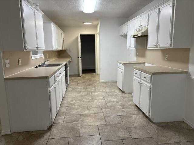 2307 90th St - Photo 4 of 10