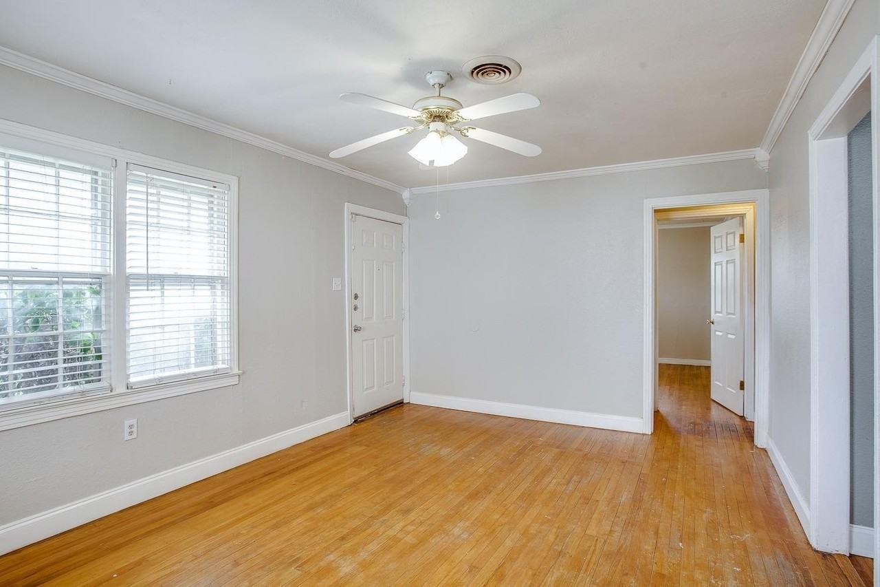 2818 40th St - Photo 4 of 15